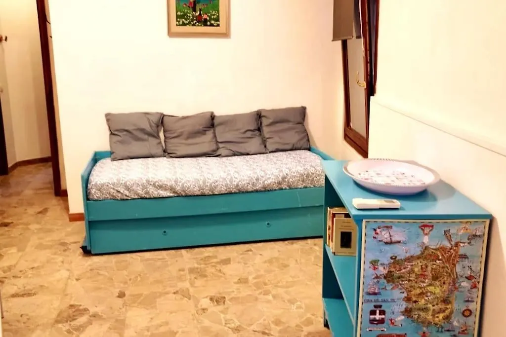 Residenza Le Scalette - Appartamento Piano Terra Con Affaccio Primo Piano Carloforte   Carloforte (Isola di San Pietro)