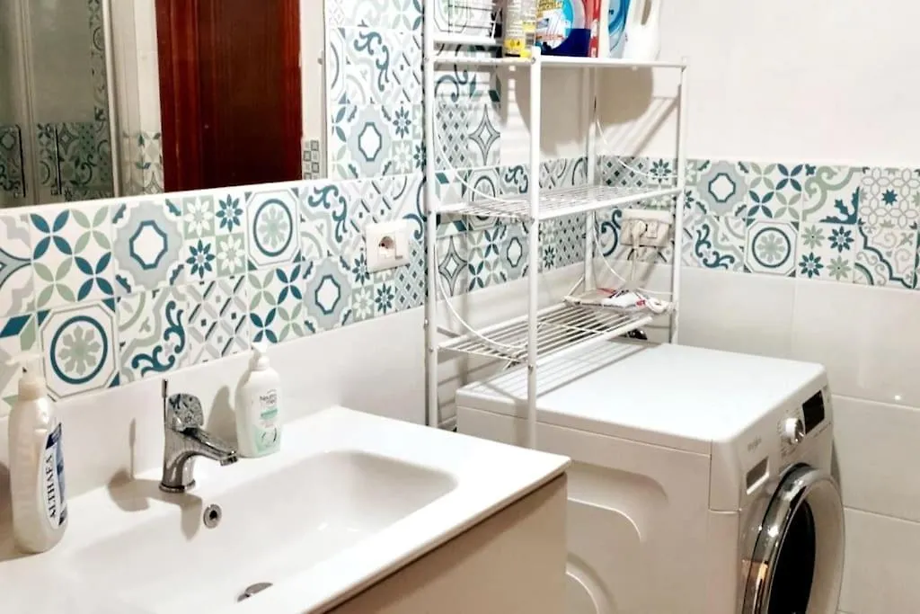 Residenza Le Scalette - Appartamento Piano Terra Con Affaccio Primo Piano Carloforte