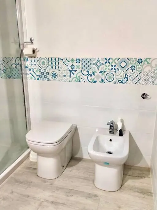 Residenza Le Scalette - Appartamento Piano Terra Con Affaccio Primo Piano Carloforte